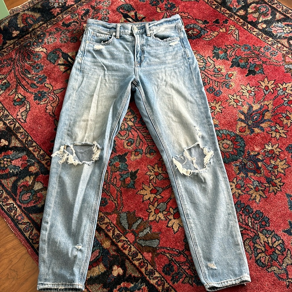 American Eagle Mom Jeans